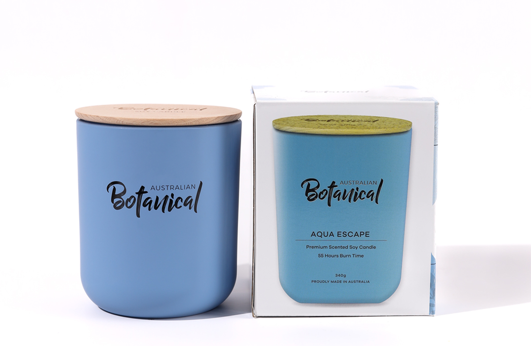 Aqua Escape Soy Candle with box